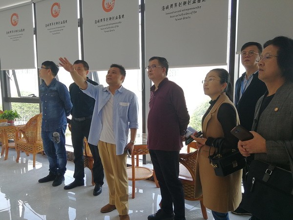 建“小家”聚大家 民革株洲市委赴长沙调研“民革党员之家”建设 (3)_调整大小